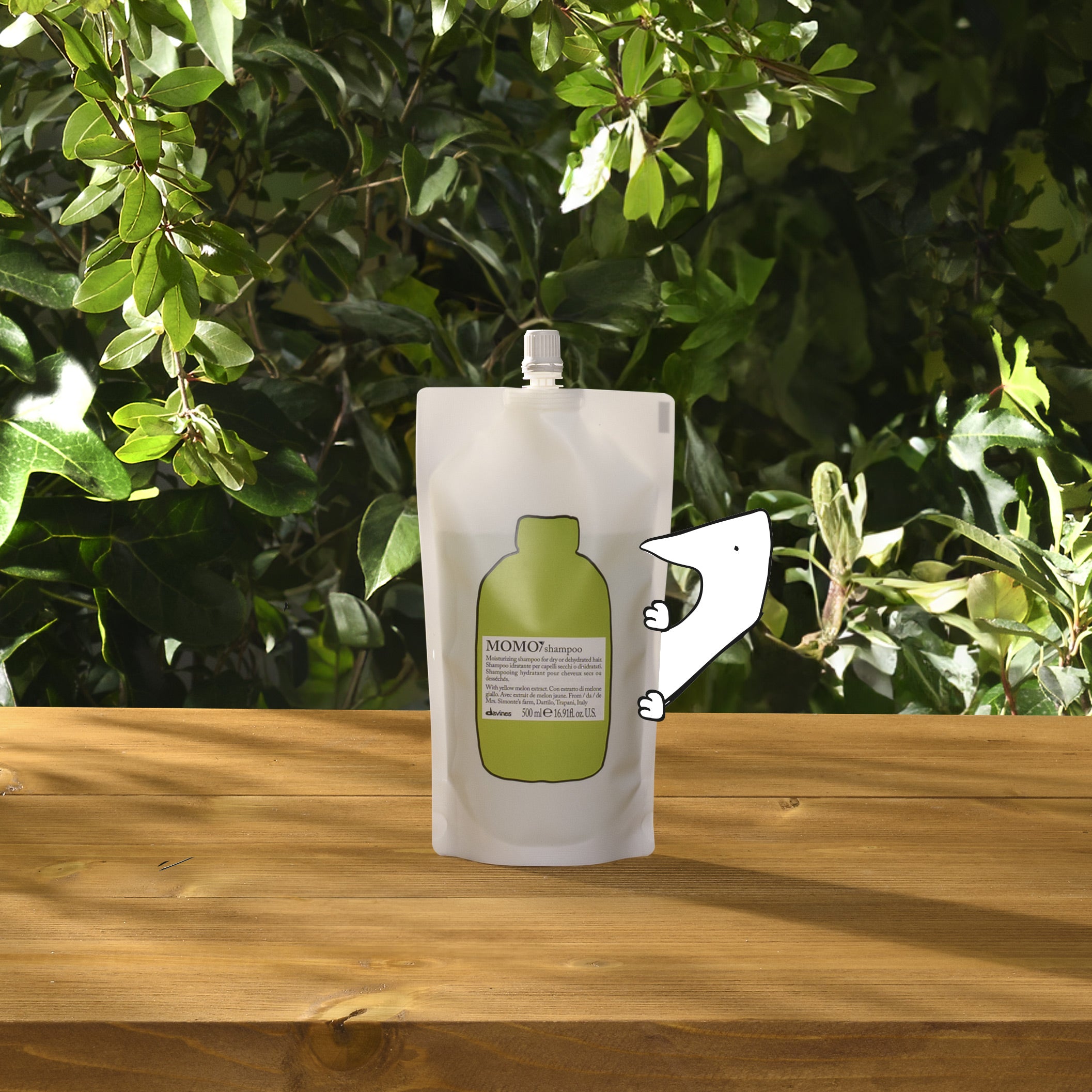 MOMO MITRINOŠAIS ŠAMPŪNS