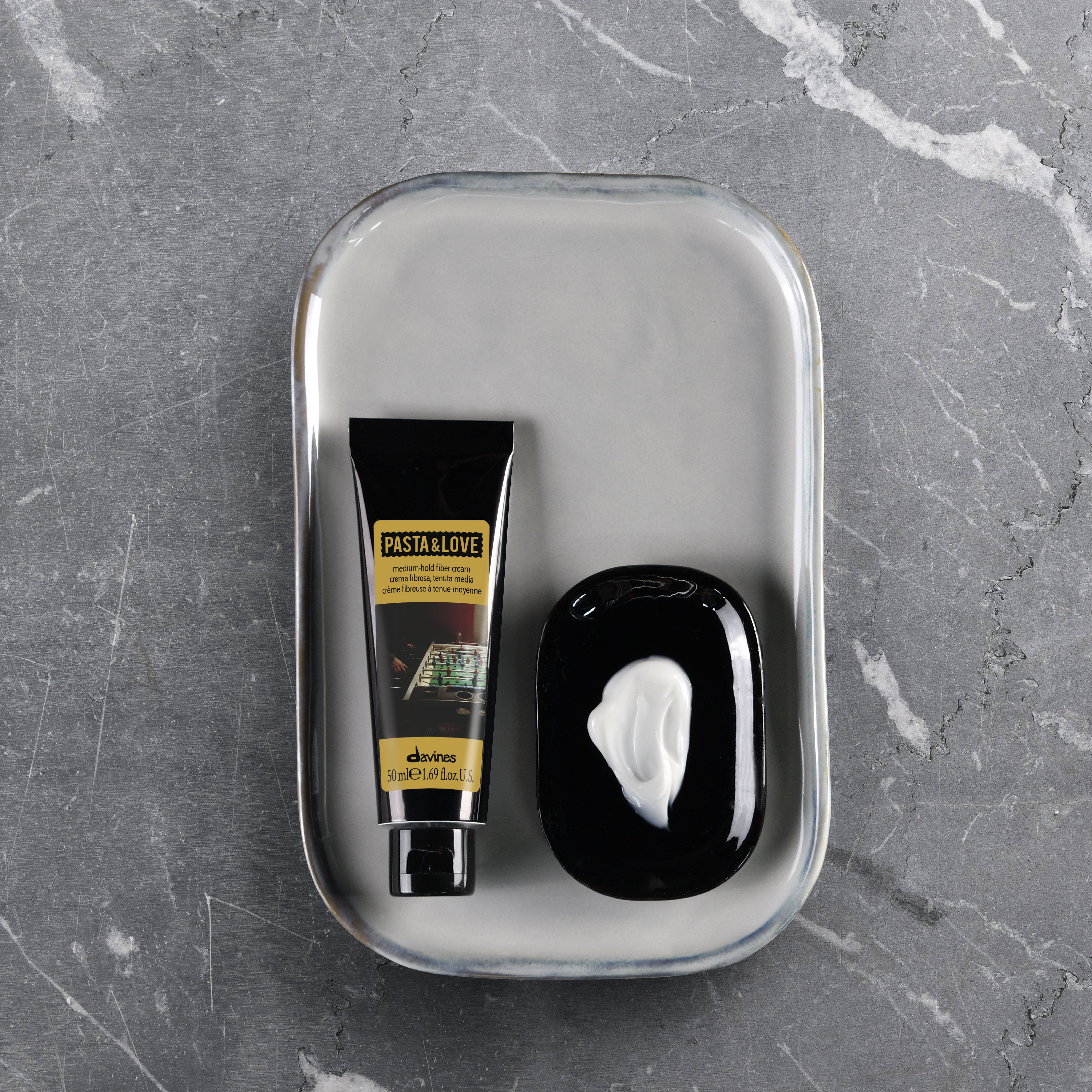PASTA & LOVE Medium Hold Fiber Cream
